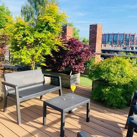 Apartment 2-bedroom With Roof Garden *