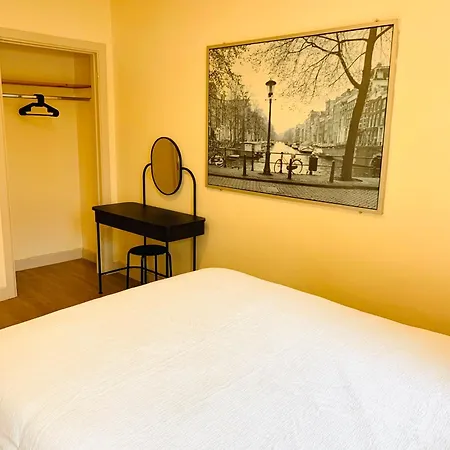 2-bedroom With Roof Garden *